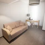 Hotel Estonia &