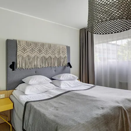 Estonia & Hotell Parnu